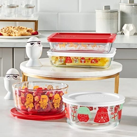 Pyrex Star Wars Holiday Edition Glass Storage Set 8 Piece - Picture 3 of 9